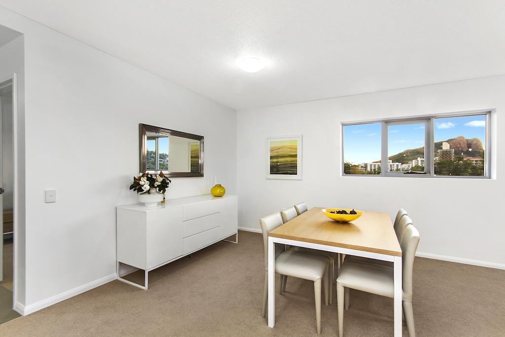Allure Hotel & Apartments Townsville Exteriör bild