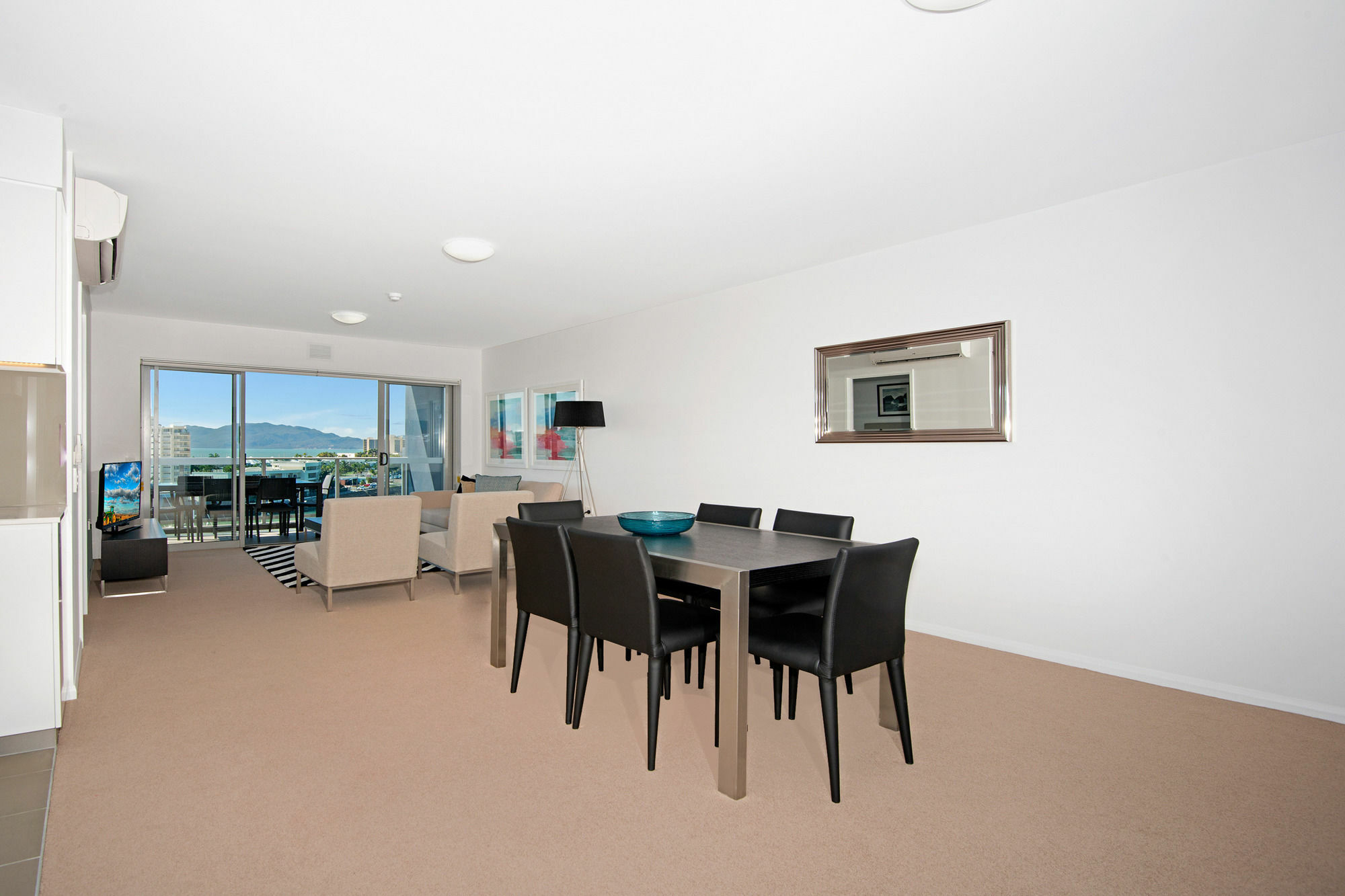 Allure Hotel & Apartments Townsville Exteriör bild